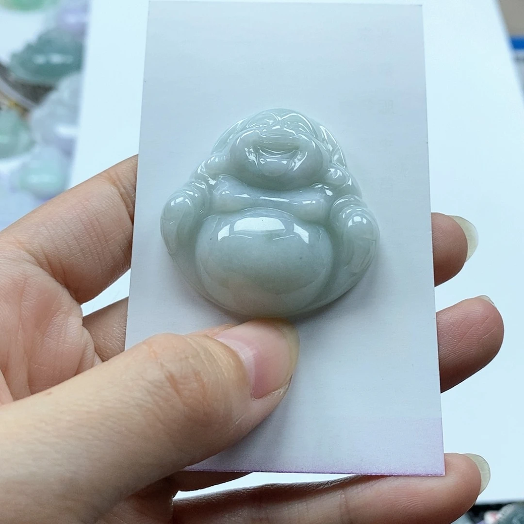 翡翠颈饰未镶嵌佛公