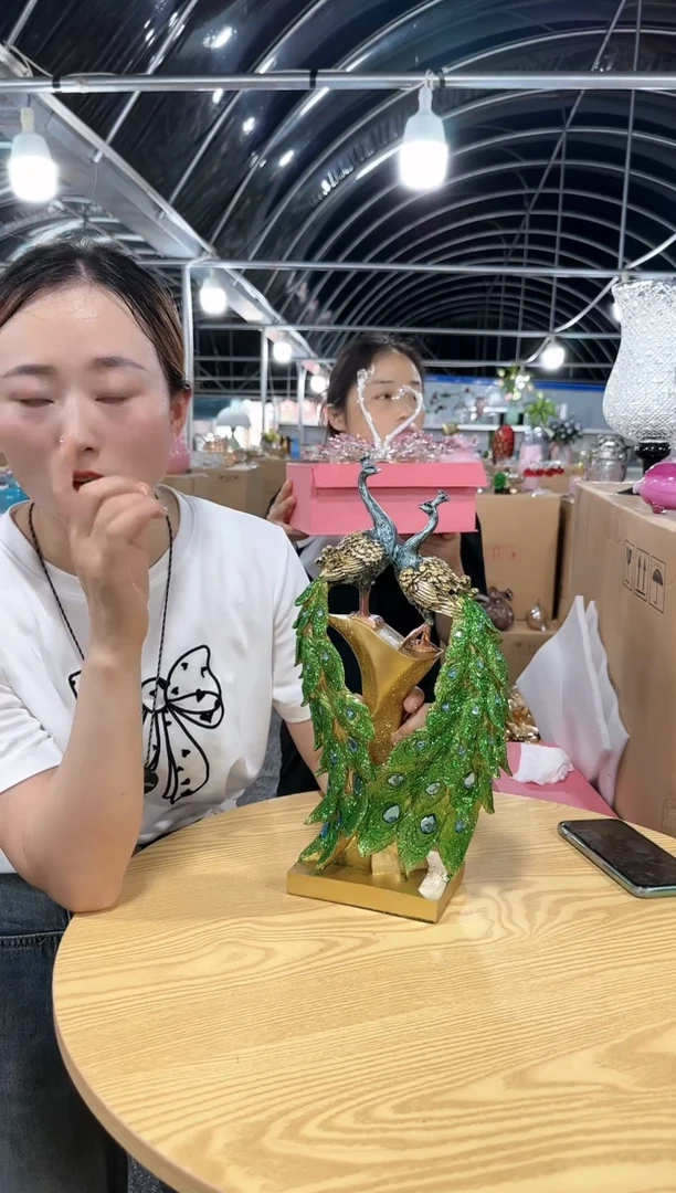 【闪购商品】孔雀摆件