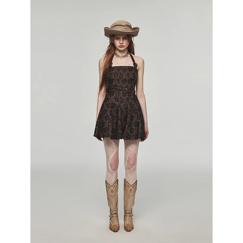 1JINN STUDIO【夏季新款Vol.2】辣妹挂脖重工高级质感收腰A字裙