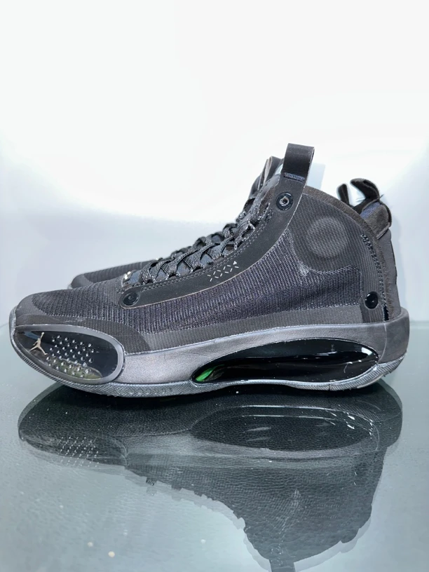 42.5码 98新 耐克Nike AJ34 黑武士 实战篮球鞋 已洗护