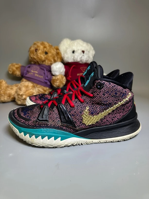 41码 95新 耐克Nike 欧文7Kyrie 7中国年 黑紫 公价1299 篮球鞋