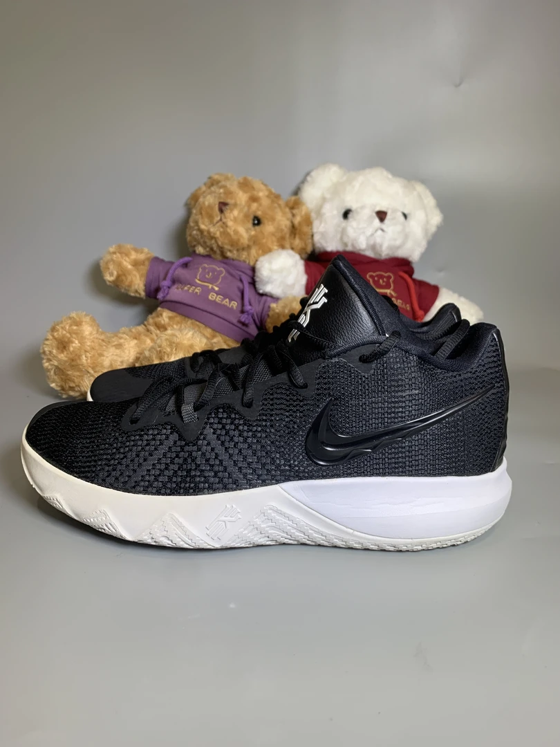 46码 95新 耐克Nike 欧文EPNikeKyrie EP 黑白 实战篮球鞋