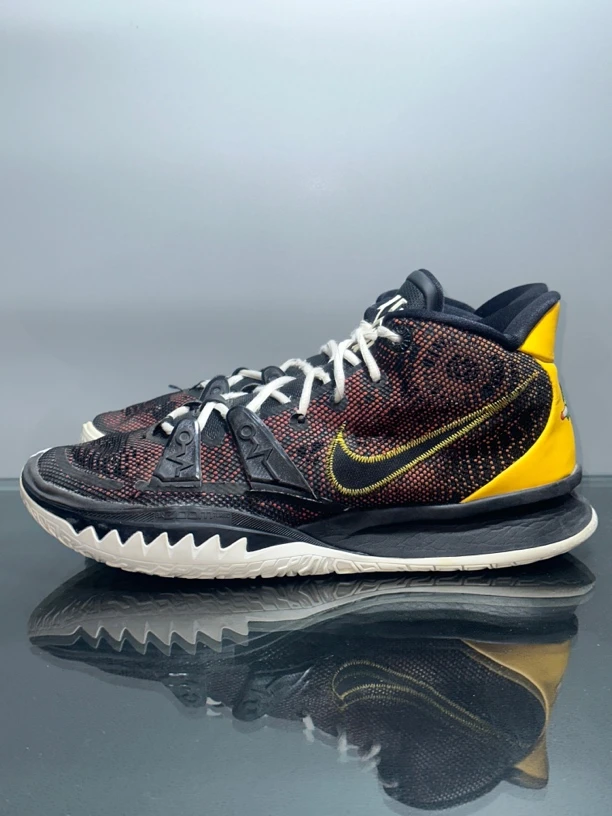 45码 9新 耐克Nike 欧文7Kyrie7 黑黄外星人 实战篮球鞋 公价1599