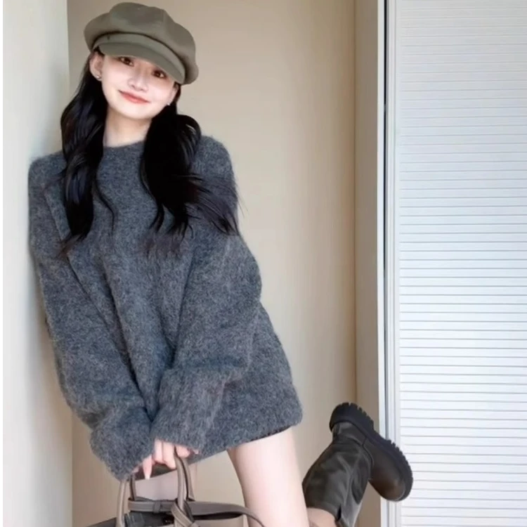 深秋初冬穿搭灰色宽松慵懒风中长款海马毛毛衣女美拉德针织衫上衣