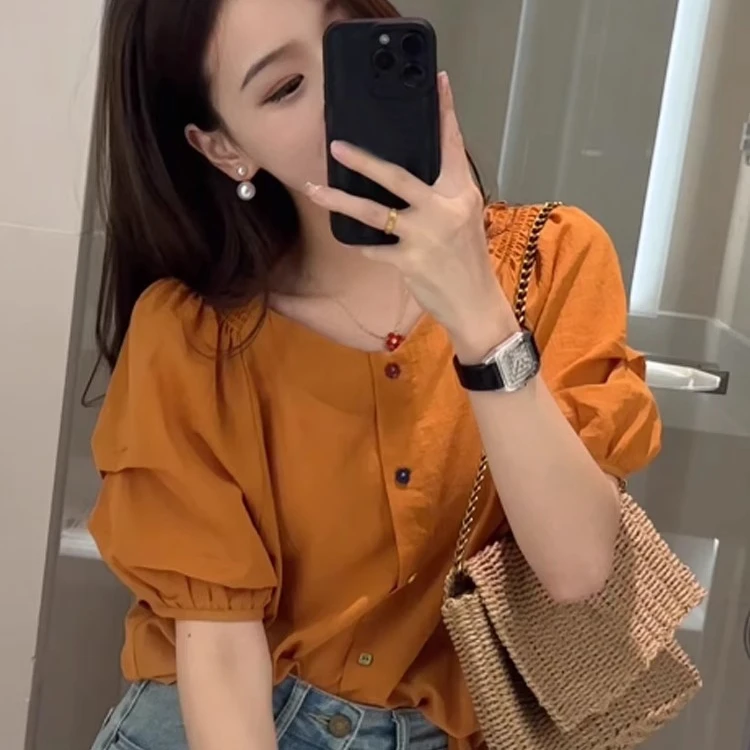 法式v领短袖衬衫2025新款女夏季设计绝美减龄显瘦气质高级感上衣