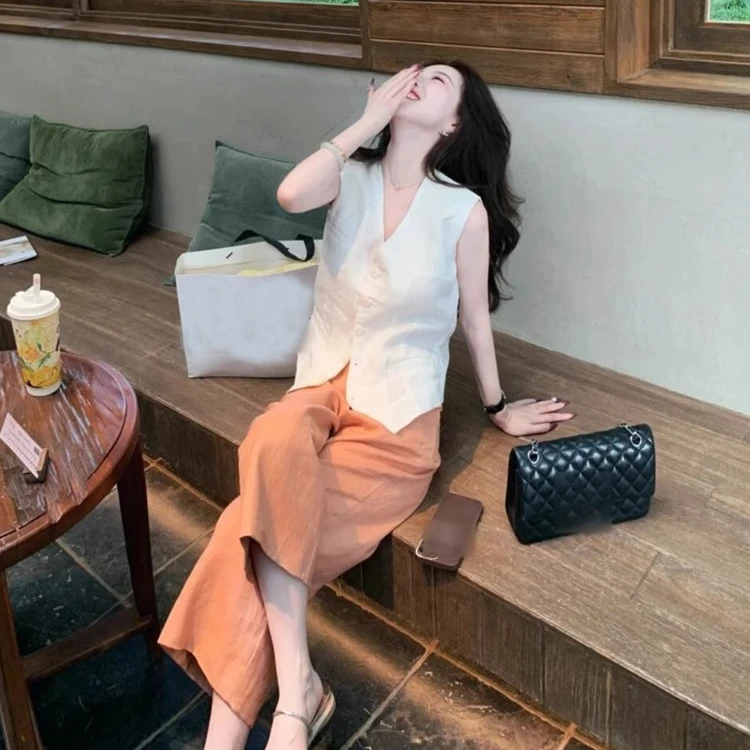 时尚高级感短款套装女夏季新款休闲无袖衬衫马甲阔腿裤两件套