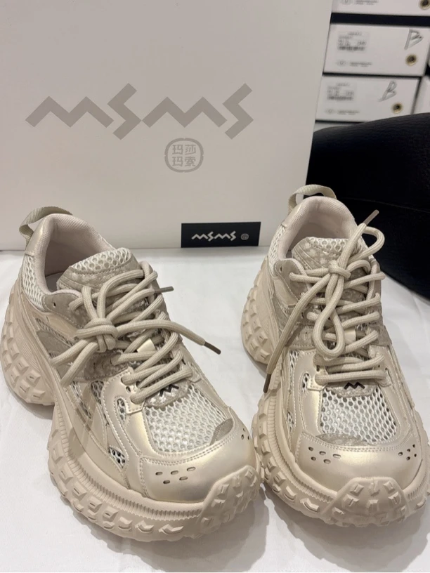 休闲款厚底老爹鞋单网