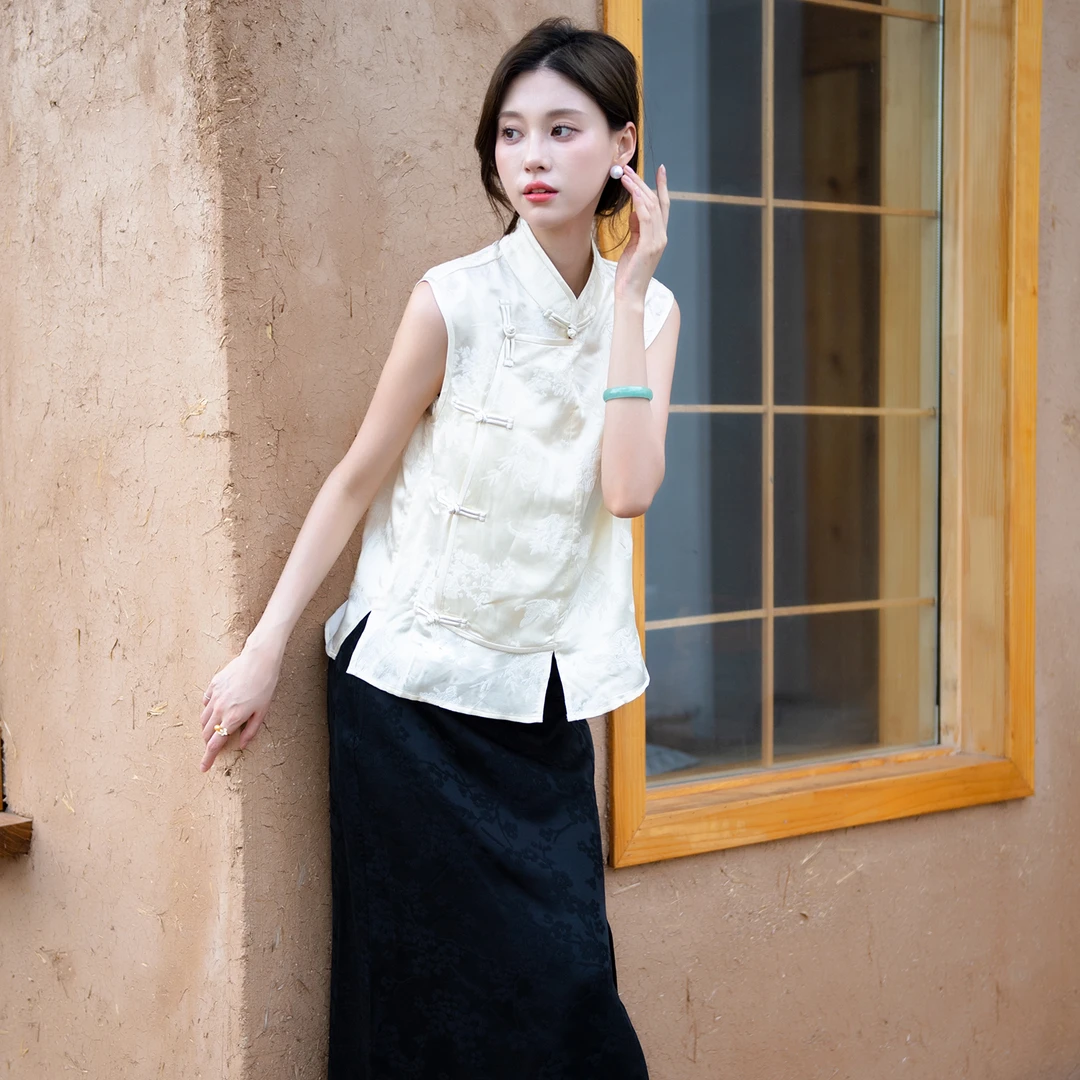 新中式桑蚕丝暗纹极简盘扣赫本风斜襟提花衬衫