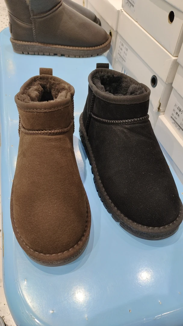 【华小姐】【男士】秋冬季新款时尚潮流圆头平底加毛雪地棉靴18-2