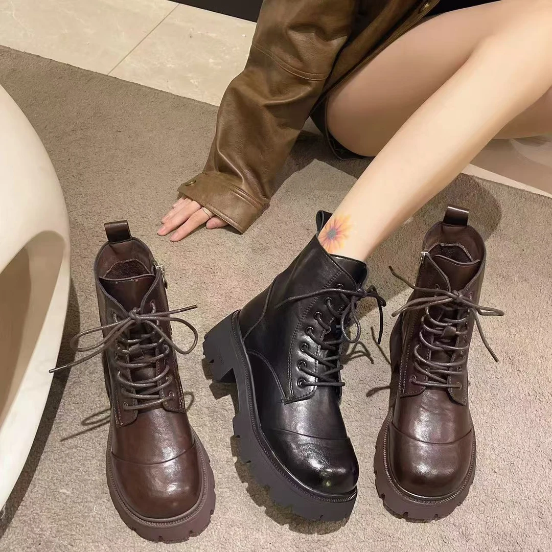 【华小姐】秋冬季新款时尚潮流圆头厚底百搭马丁靴57138