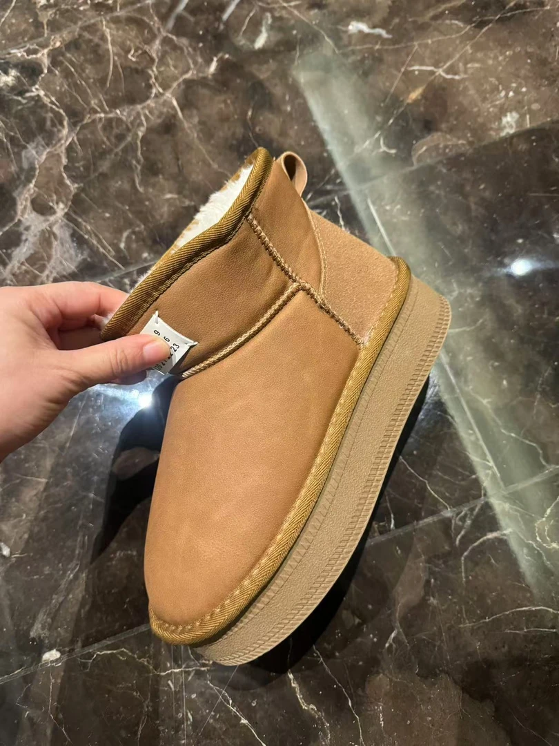 【华小姐】秋冬季新款时尚潮流圆头平底百搭大牛皮雪地靴558-1