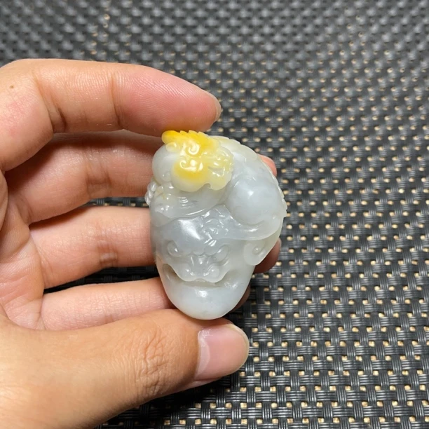 黄皮青花貔貅和田玉籽玉手把件挂件吊坠项坠挂饰肉质细腻干净油润