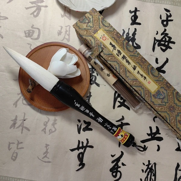 双羊牌善琏湖笔厂五号京楂纯羊毫大楷斗笔榜书直径2.2出峰9.2CM