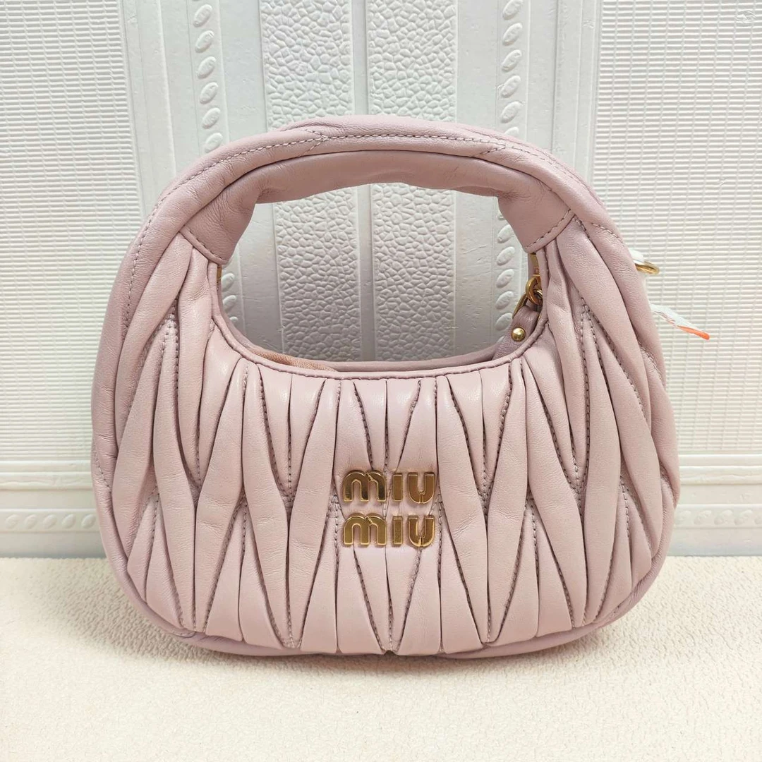 99新 MIU MIU/缪缪 麦殿甄选/缪缪牛皮手提单肩包底19cm樱花粉