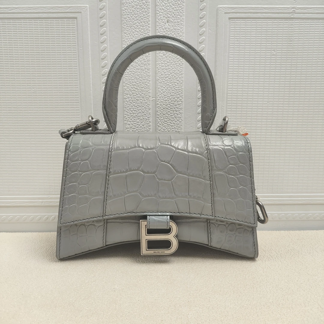 99新 GUCCI/古驰 麦殿甄选/巴黎世家鳄鱼压纹沙漏小号灰色/斜挎包