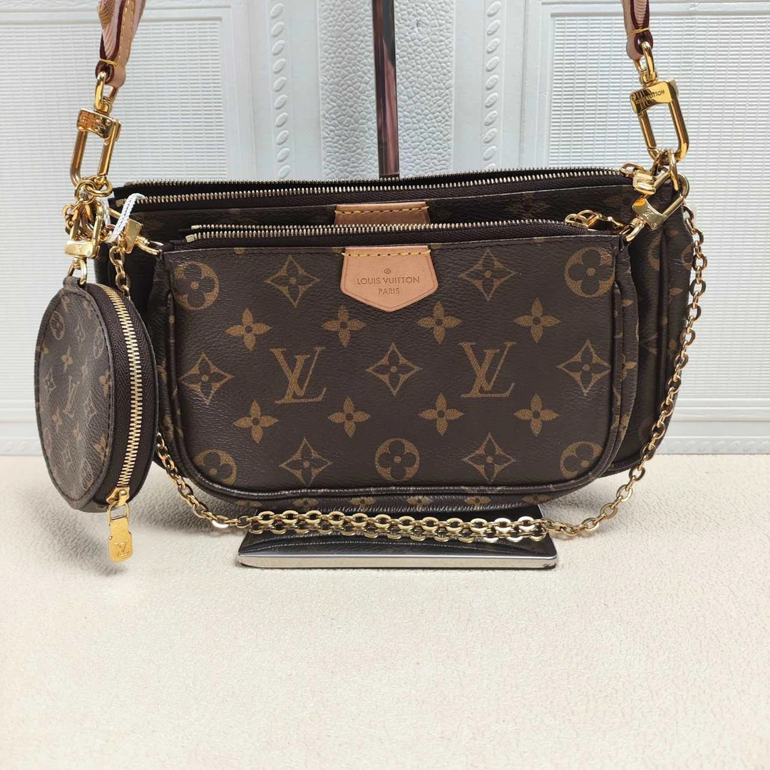 95新 LouisVuitton/路易威登 麦殿甄选/lv老花五合一粉带/斜挎包