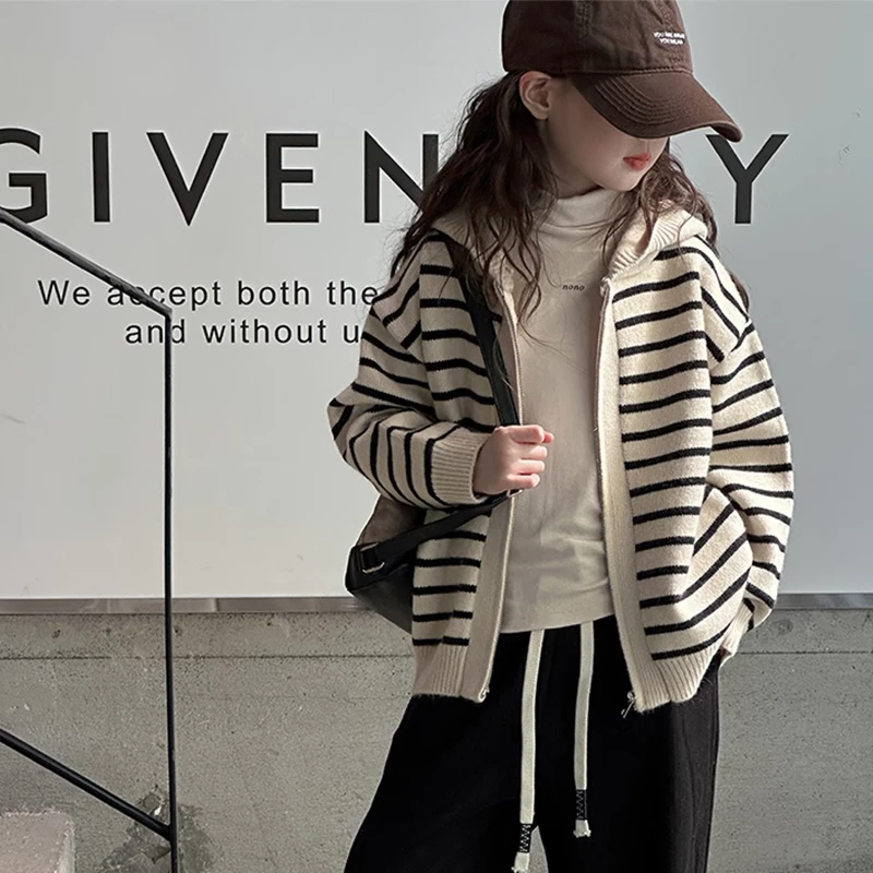 女童毛衣2025新款儿童秋冬洋气拉链毛线衣中大童连帽针织开衫外套