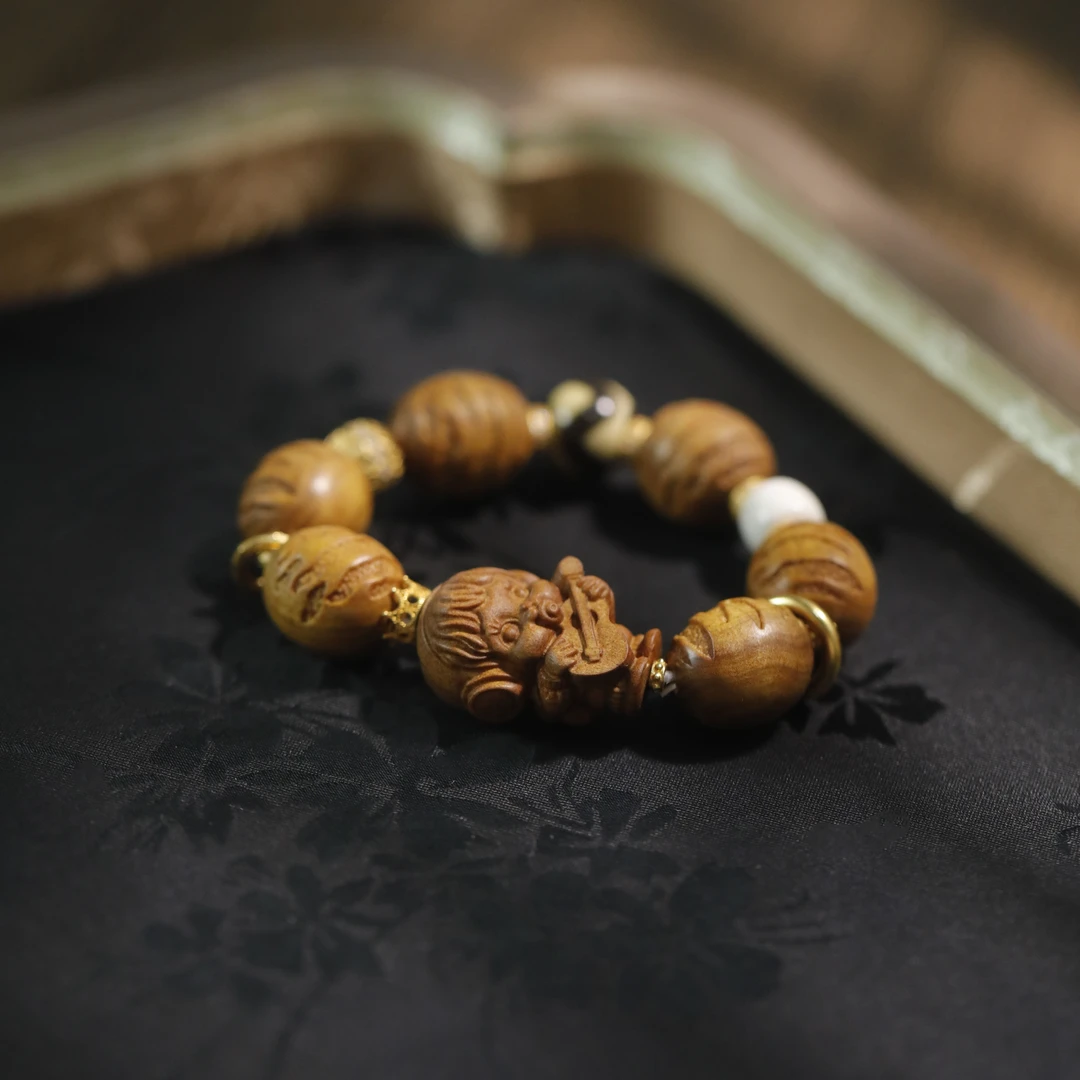 麦麦【梅雪香】天然玛瑙（玛瑙）天珠+檀+925 蒙奇奇 手串 多样性发一