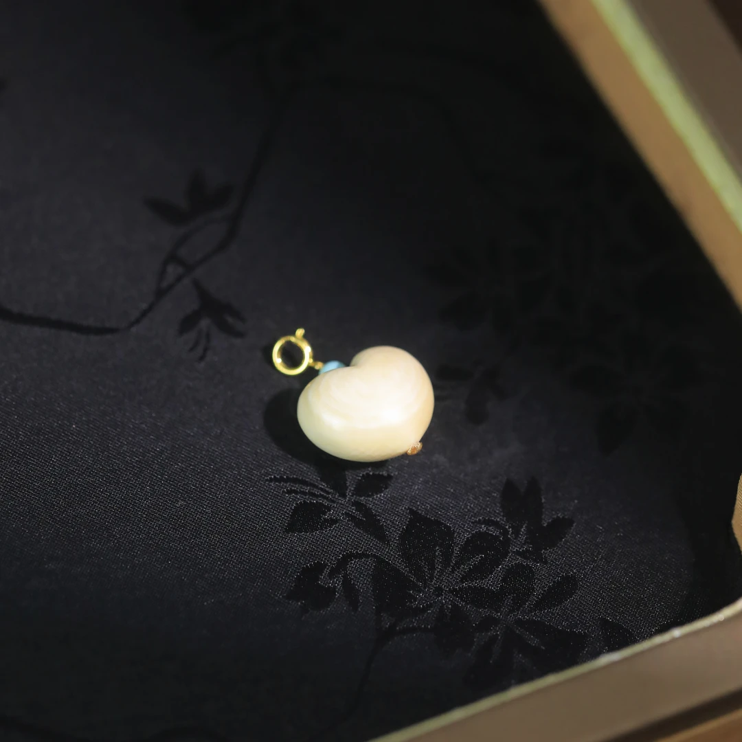 麦麦【君仪】猛犸  爱心 吊坠q