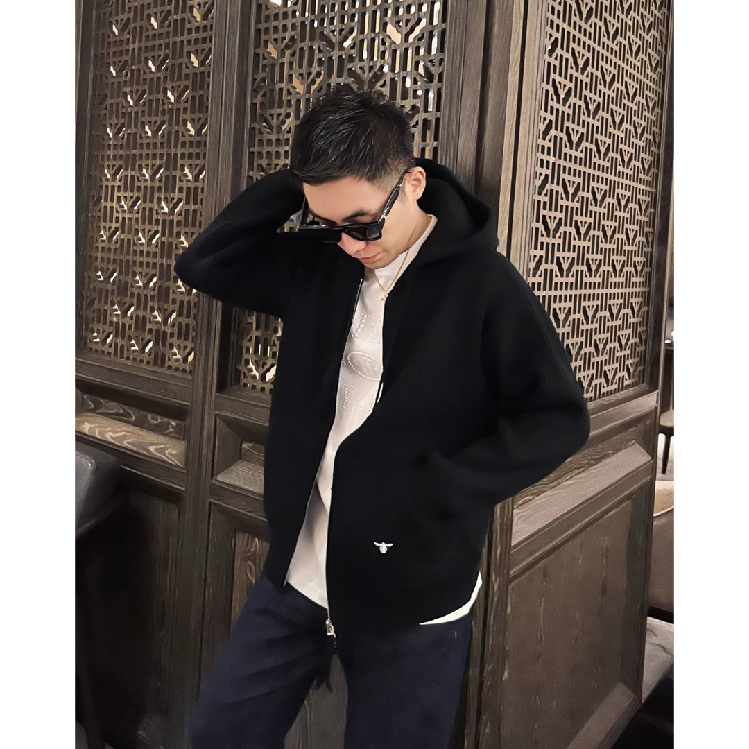 【蜜蜂毛衣】24秋冬连帽毛衣开衫保暖针织外套雅痞风男士毛衣情侣款