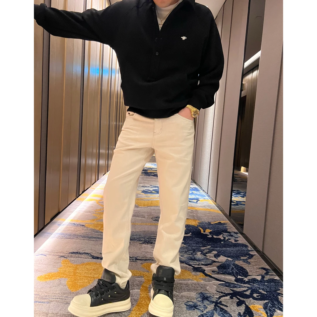 【蜜蜂牛仔裤】秋冬防褪色弹力休闲宽松直筒黑色男士百搭刺绣牛仔裤