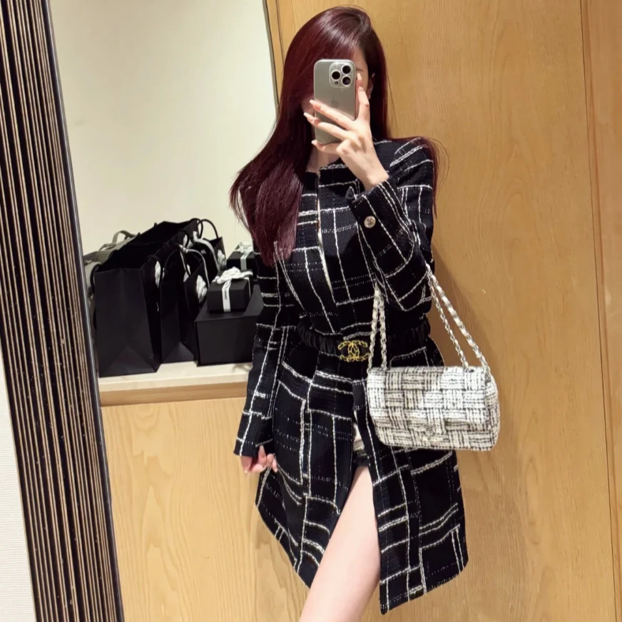 99新 Chanel/香奈儿 42码23A黑白不规则格纹长款外套