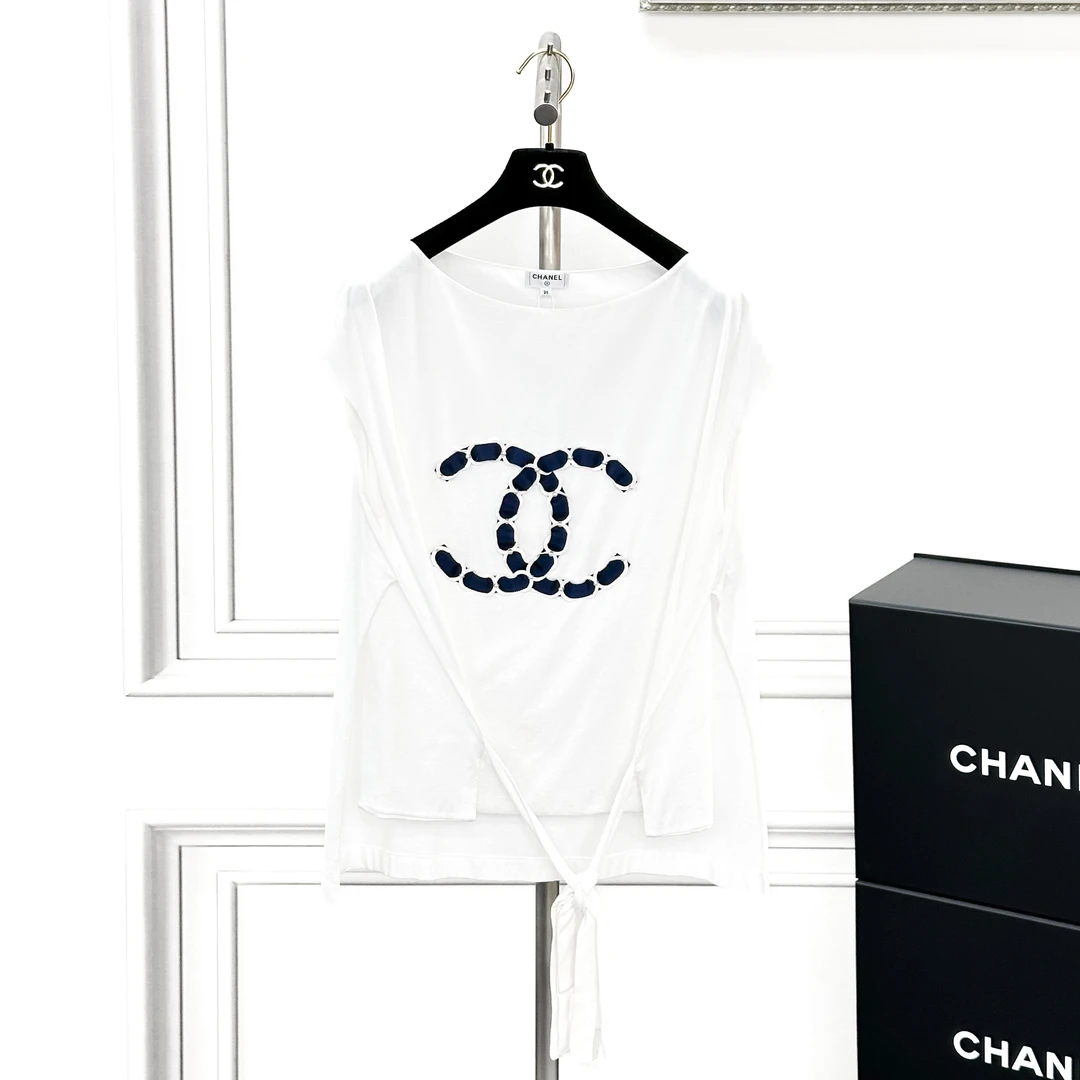 99新 Chanel/香奈儿 36码 白色 双C 上衣
