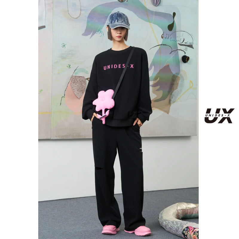 UX新款黑色撞色花朵包卫衣女UX春新款女装时尚流行气质高级洋气