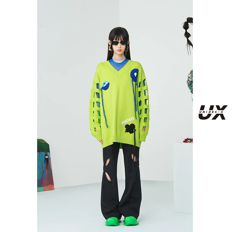 UX秋新款艺术联名黄绿色针织衫女中长款宽松显瘦时尚长袖毛衫