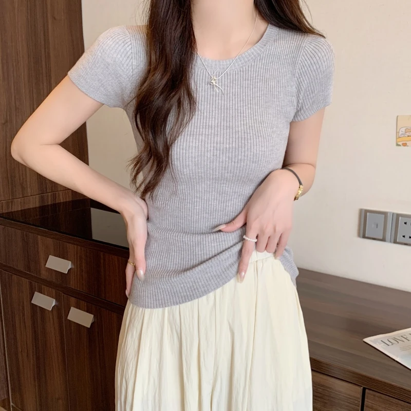 肌理感修身显瘦针织短袖女夏季简约气质打底小衫圆领T恤百搭上衣