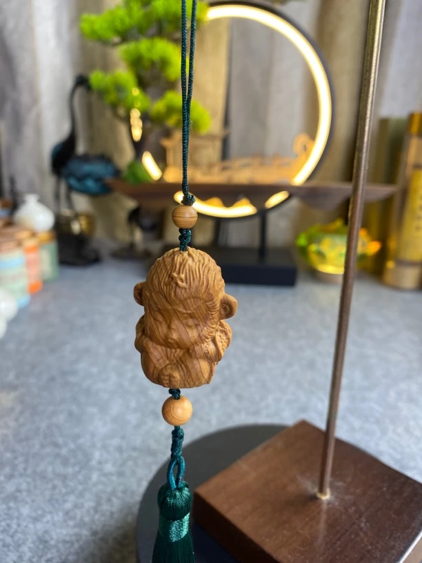 (夏小雨的小店)太行崖柏木陈化料小嘟嘟猴包包汽车挂件3.6x2.8cm