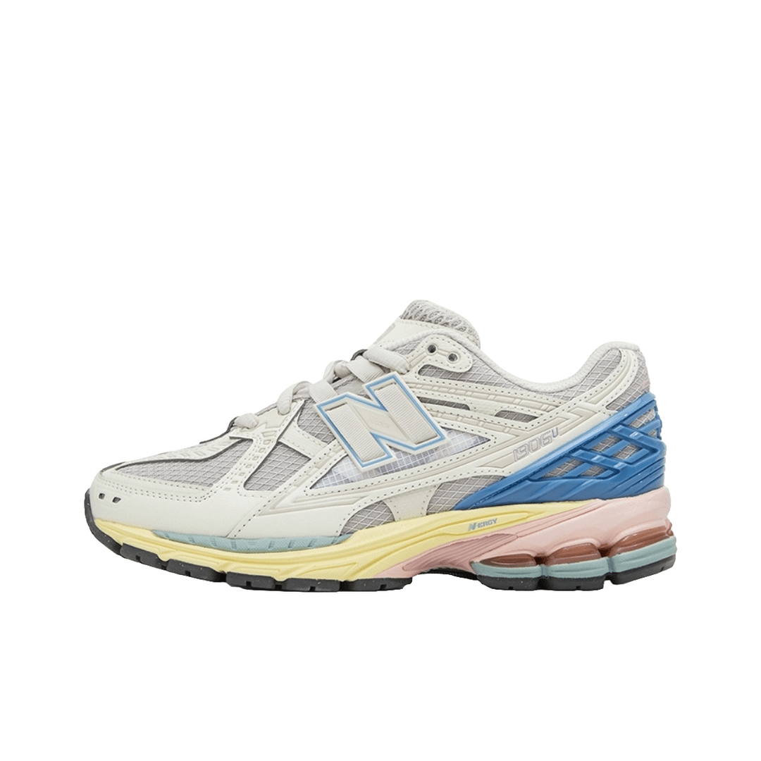 NEW BALANCE新百伦1906R龙年新品缓震低帮跑步鞋 男女同款 灰白色