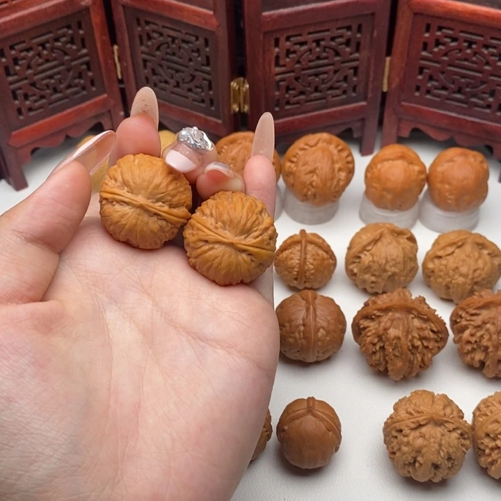 文玩核桃把件磨盘