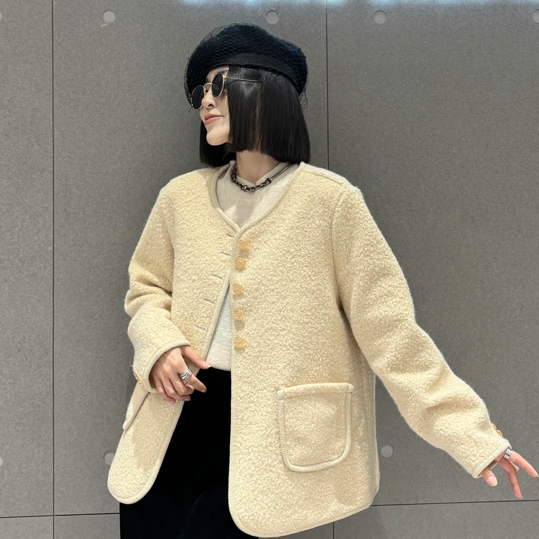 毛毛正肩小香风外套（衣长69-70左右）凉水洗洋气上衣