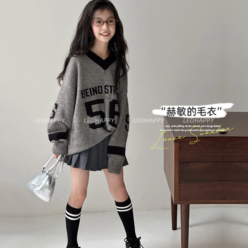 【赫敏的毛衣】慵懒抗起球北极绒纱线字母提花V领长袖宽松套头毛衣
