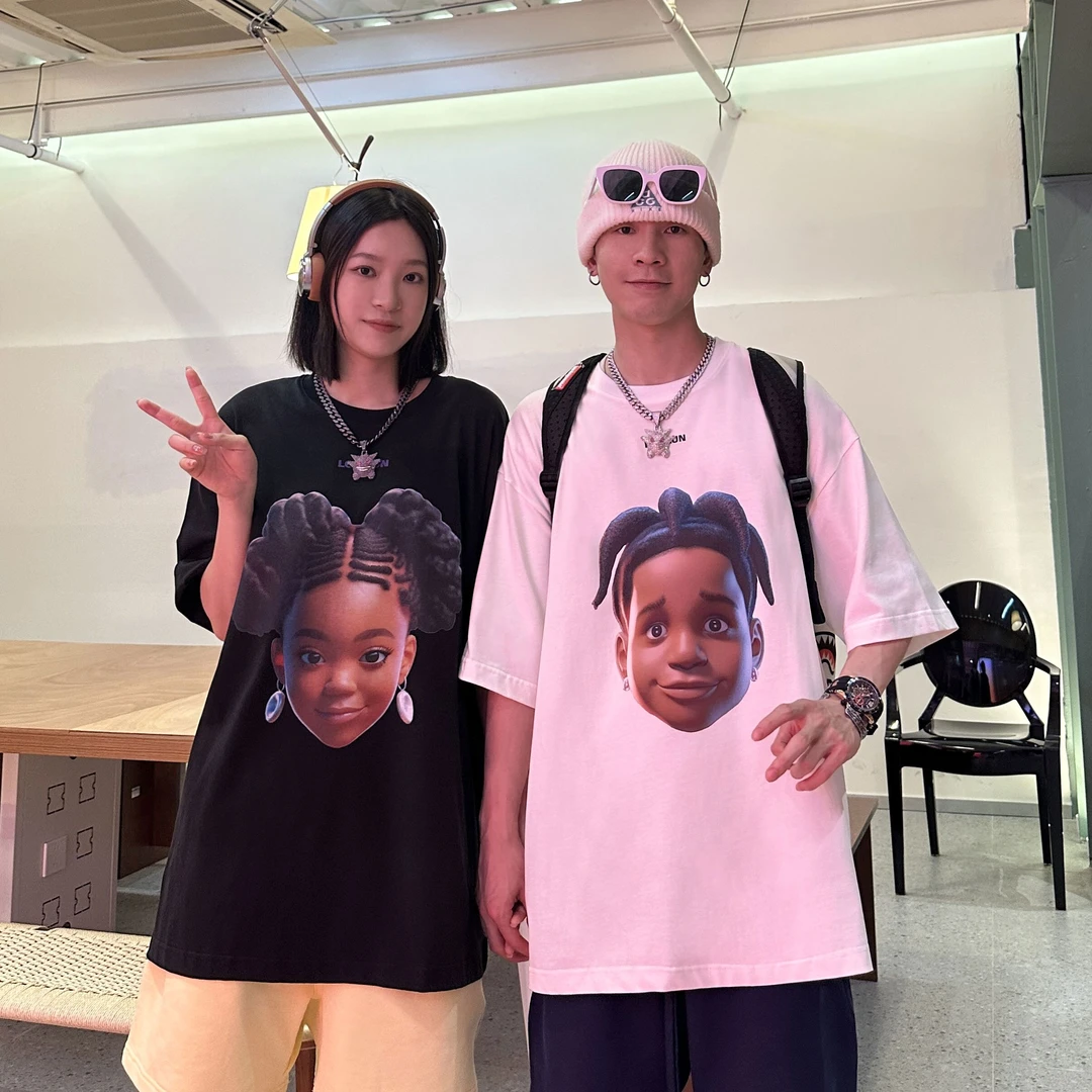 物空LOOKUN潮牌AI男孩女孩头像人物印花ins情侣装短袖T恤潮流圆领