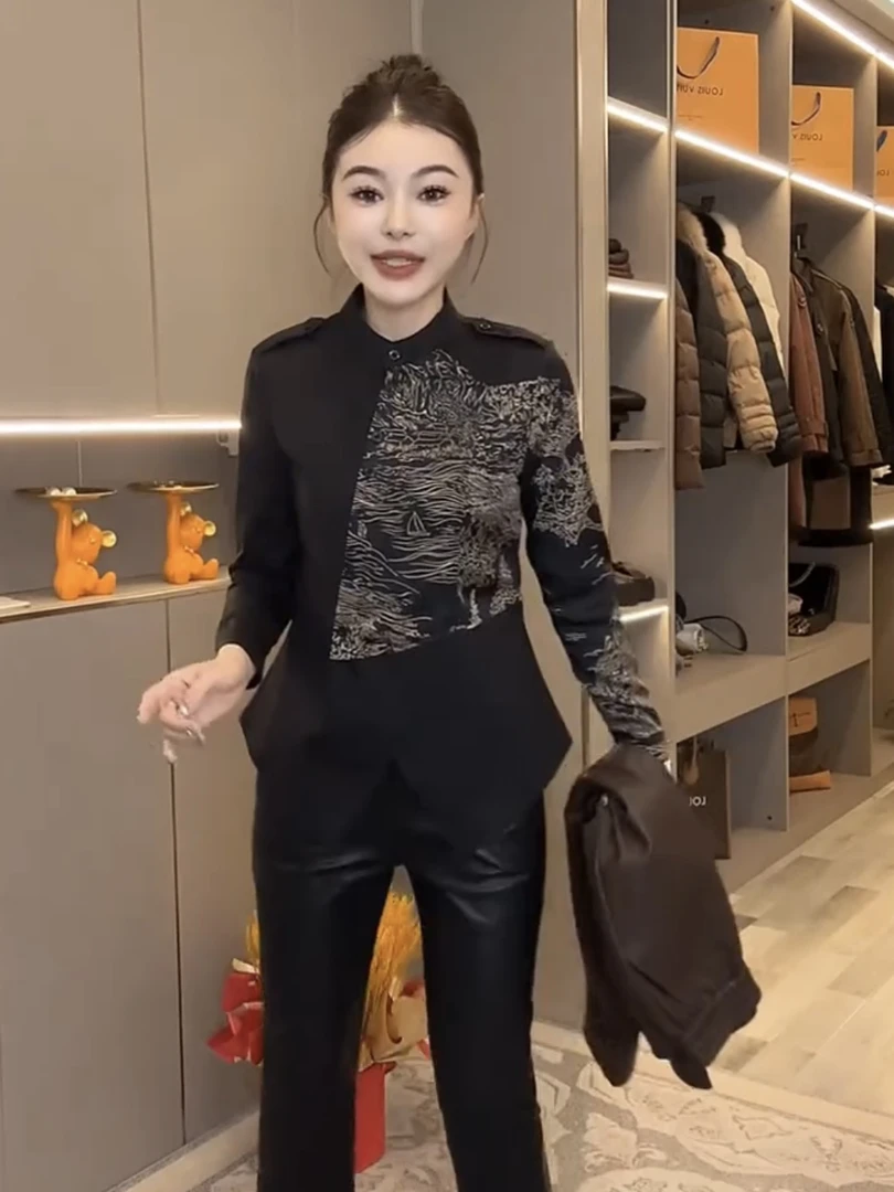 秋冬新款洋气不规则印花长袖衬衫时尚设计显瘦上衣