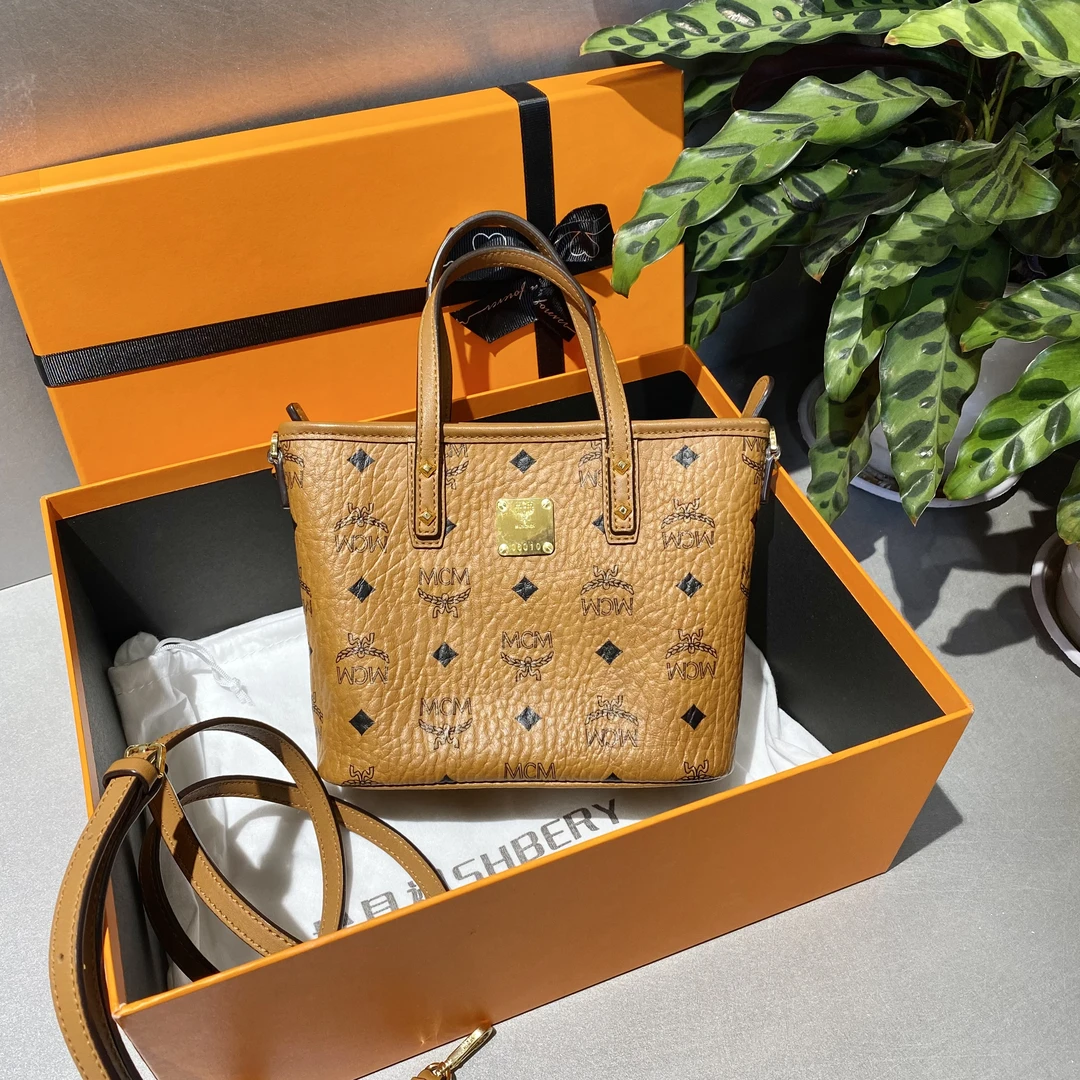 95新 MCM mcm  经典老花菜篮子 迷你手提包