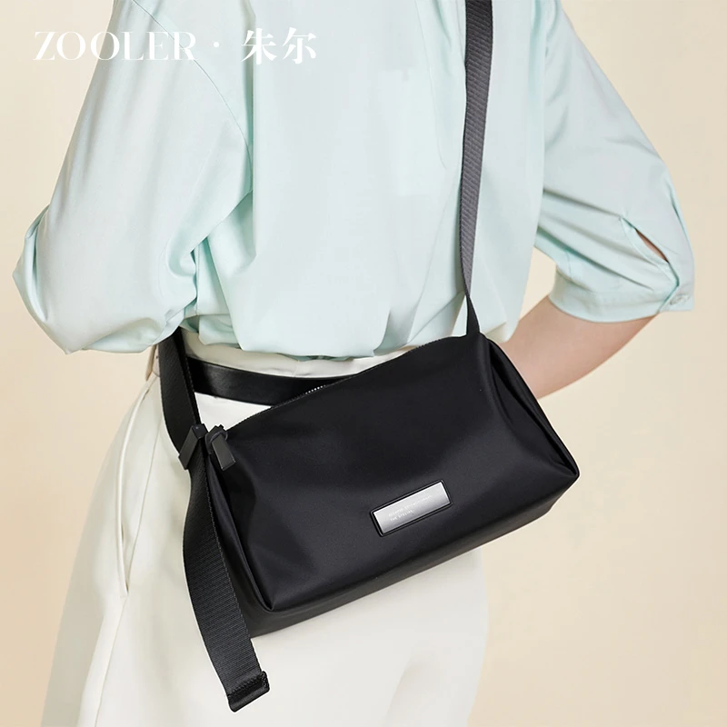 Zooler/朱尔轻便斜挎包女新款时尚女士包包牛津布妈妈包单肩小包