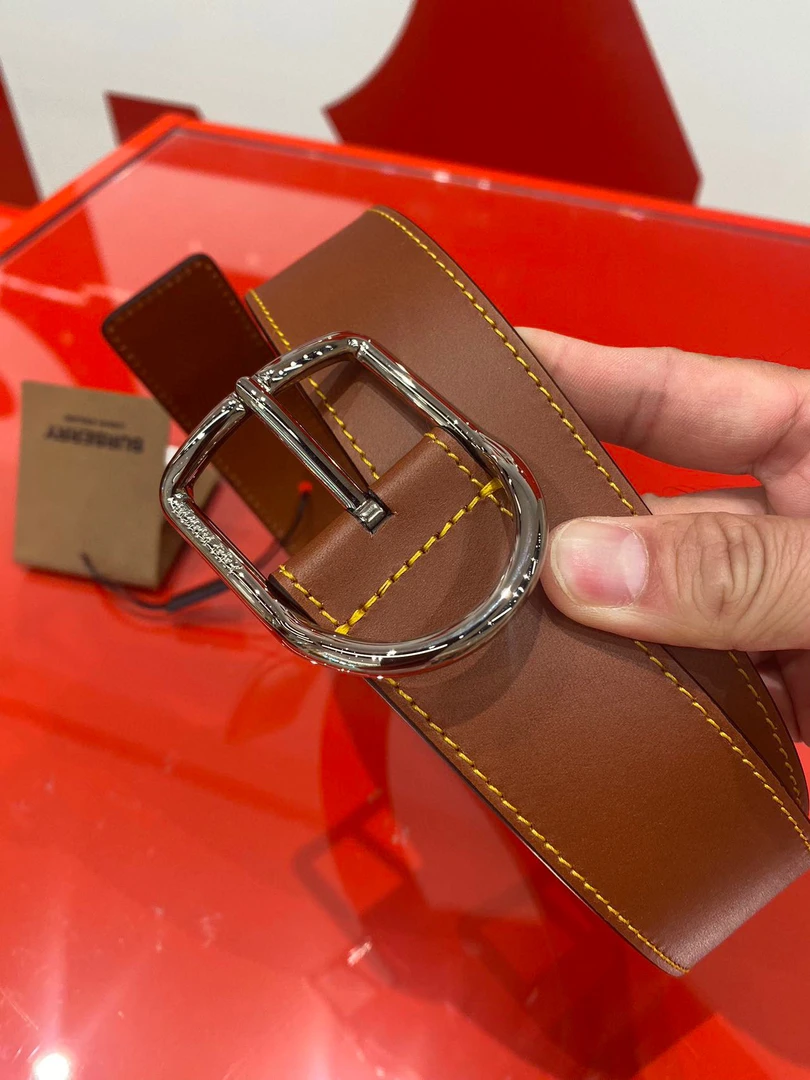 全新未使用 BURBERRY/博柏利 皮带 男女同款 宽度3.5cm