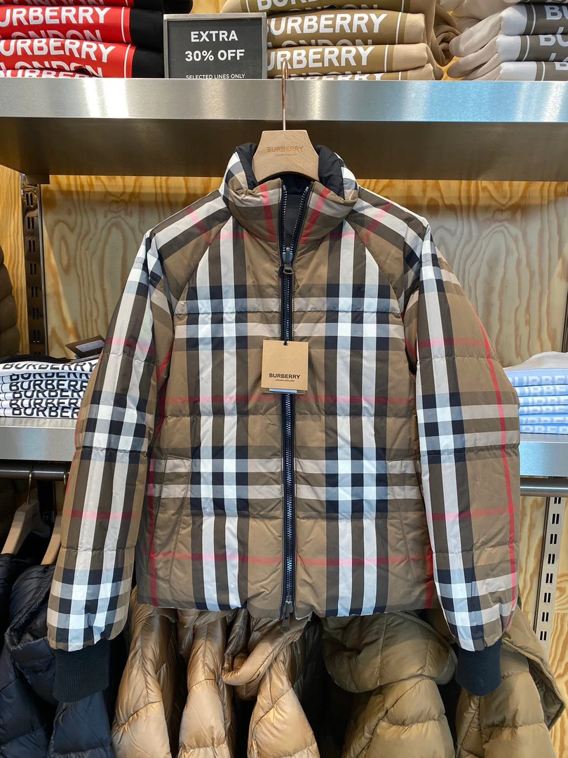 未使用 BURBERRY/博柏利 女款羽绒服 双面可穿