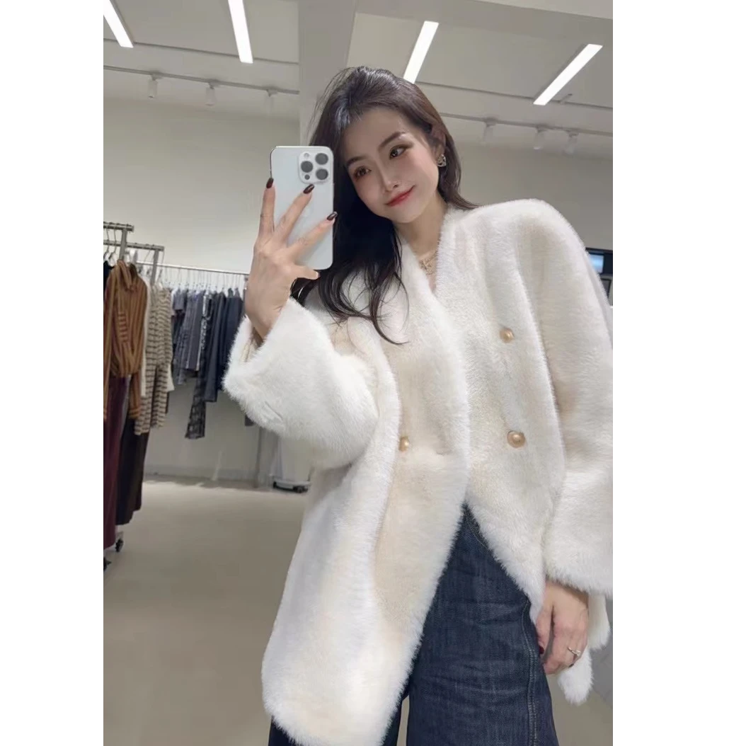 【张大晴】金扣毛毛外套