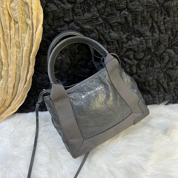 95新 Balenciaga/巴黎世家 巴黎世家灰色小号购物袋斜挎包