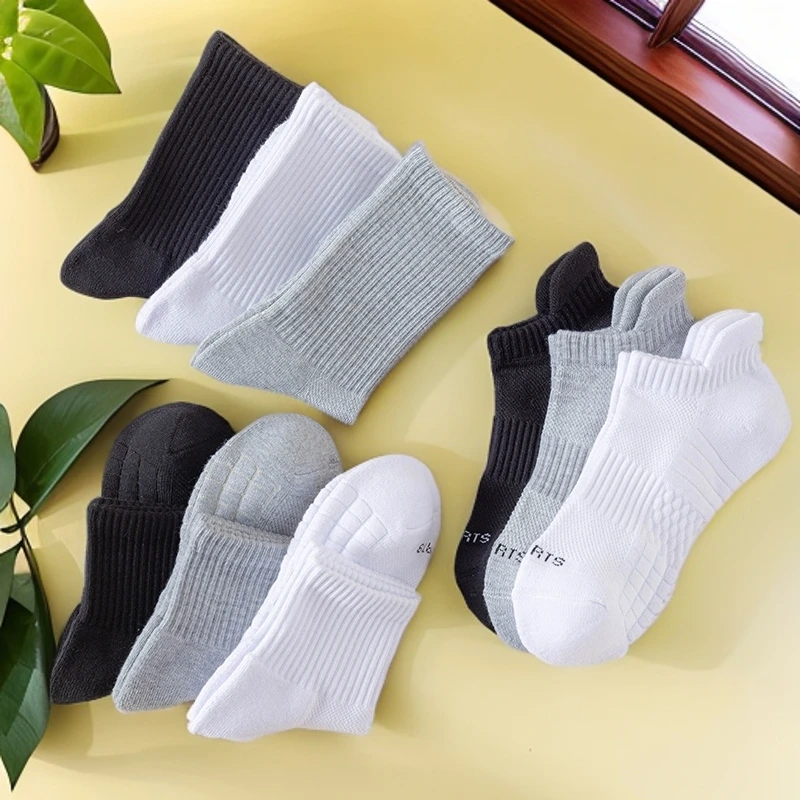 毛巾底男士运动袜纯棉短筒吸汗透气跑步篮球袜羽毛球防臭中筒白色