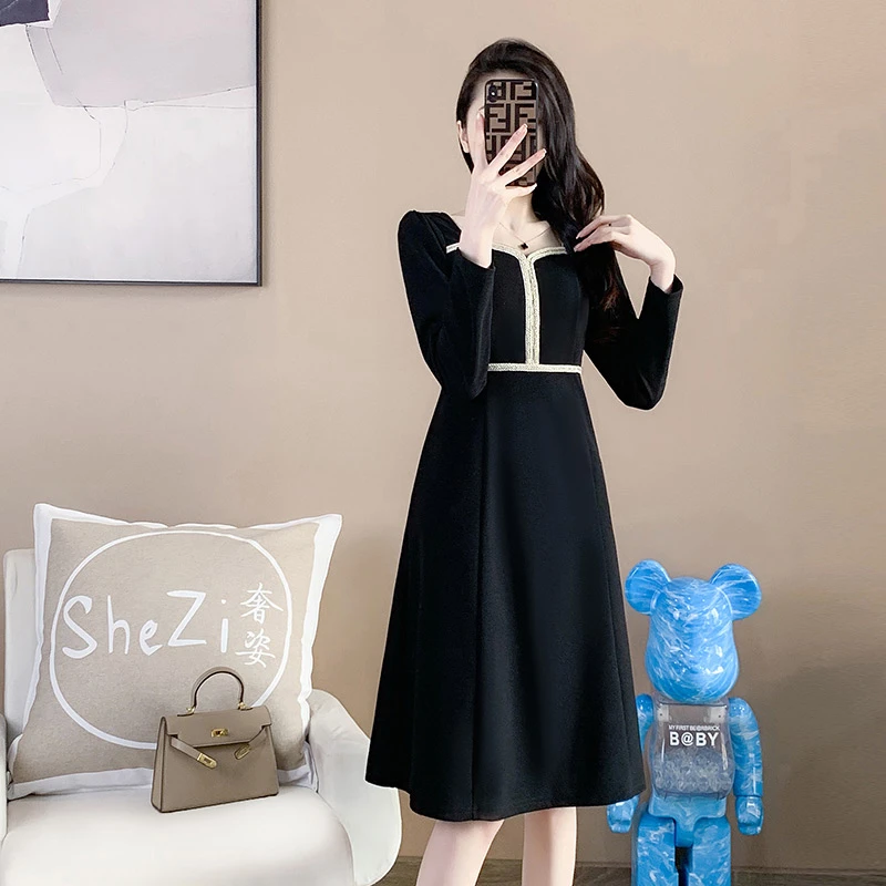 【奢姿闪闪】胖妹妹气质方领简约百搭撞色连衣裙9931852611柔软