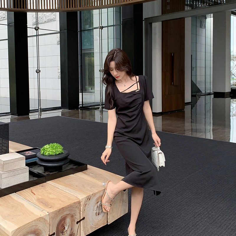 奢姿夏季新款大码女装交叉绑带方领裙子胖妹妹减龄垂感连衣裙