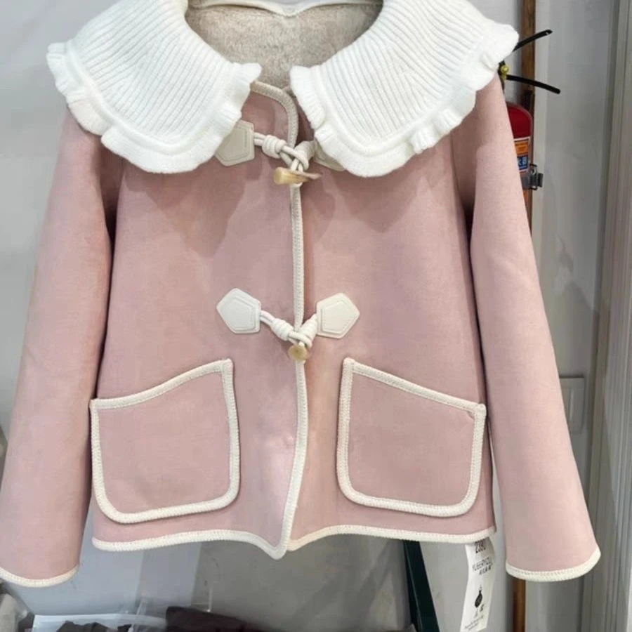 娃娃领牛角扣皮毛一体外套高级感小香风上衣女毛毛衣外套冬款外套