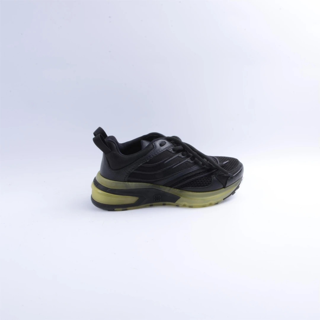 Givenchy黑色绿厚底休闲鞋35