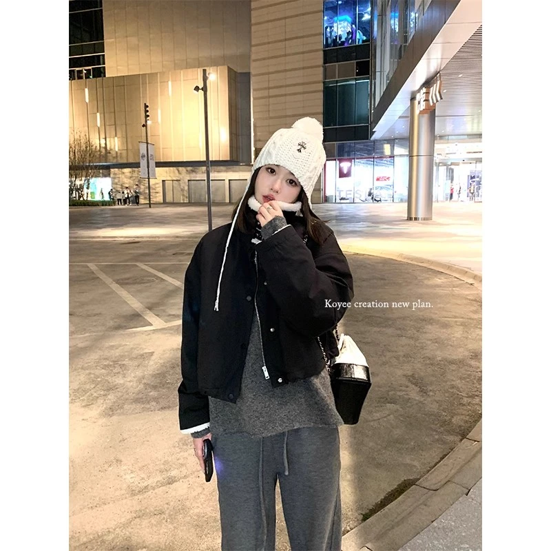 孔一粒N5808工装风短款立领外套女冬季新款加厚保暖黑色棉服外套