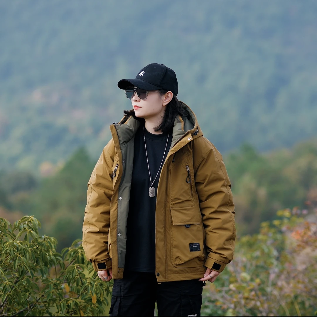 冬季2024羽绒服新潮牌51021时尚休闲连帽外套宽松情侣羽绒服